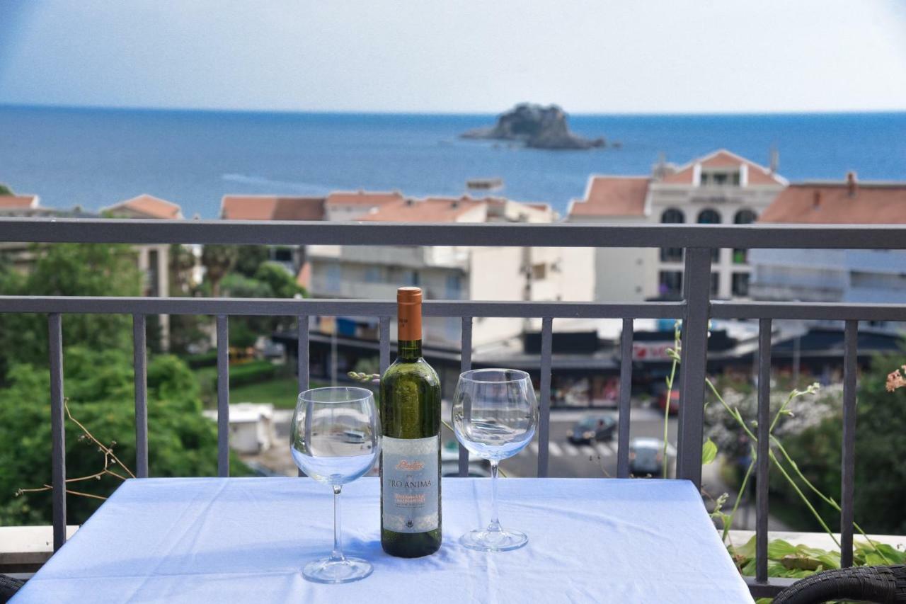 Hotel Petrovac エクステリア 写真