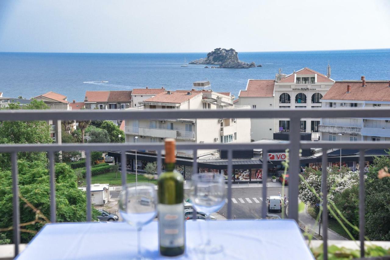 Hotel Petrovac エクステリア 写真